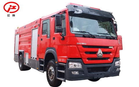 國五重汽消防車 豪沃8噸水罐消防車